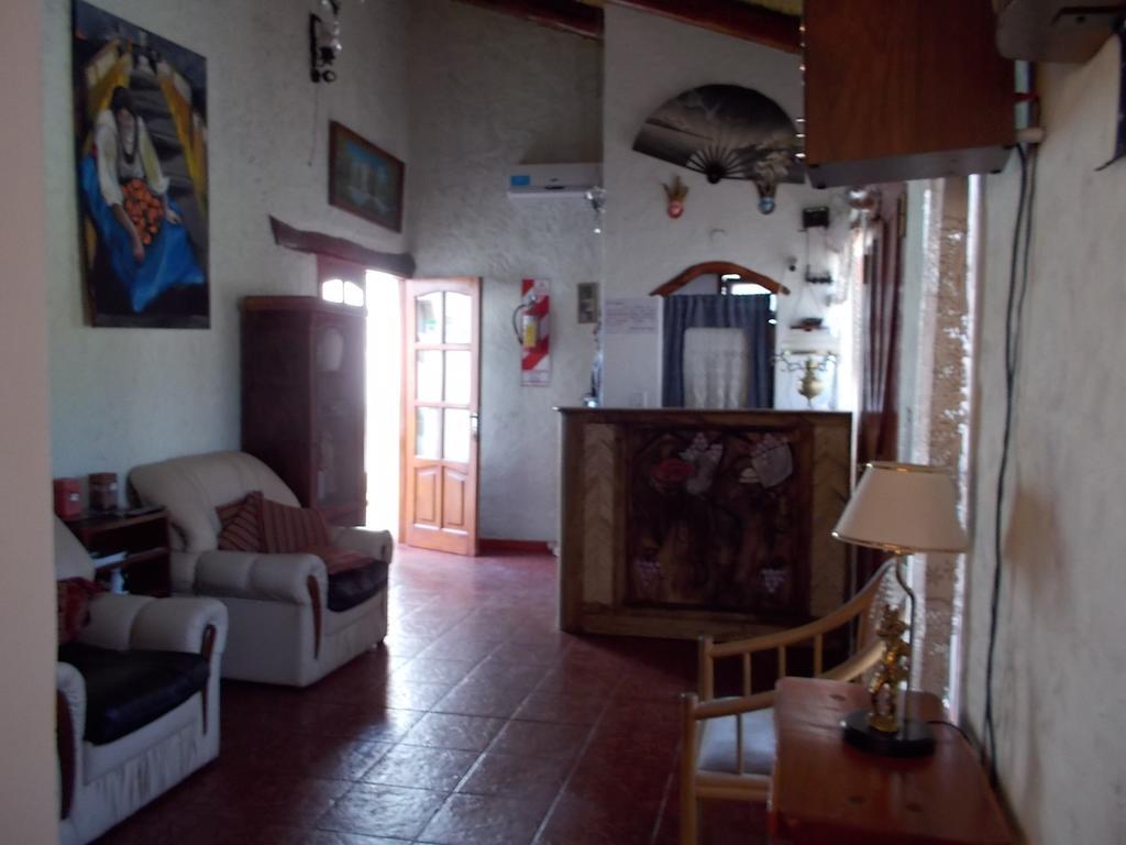 Divina Presencia Hotel Кафаяте Екстериор снимка